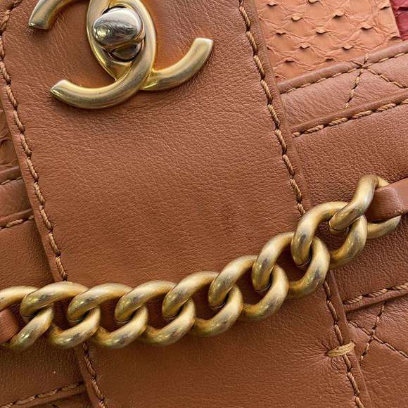 Chanel Python Shoulder Bag Black - Picture 16 of 16